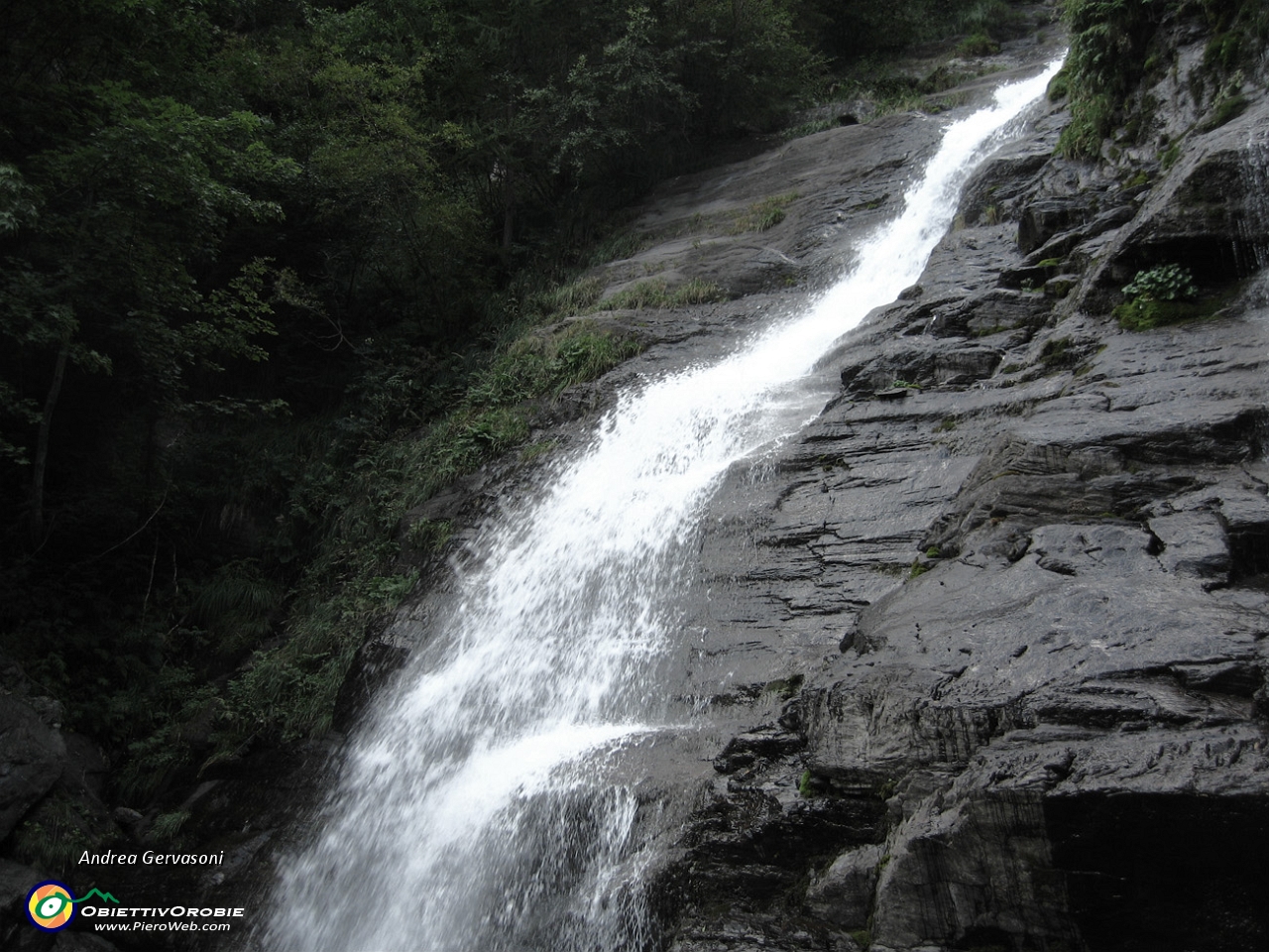 02 cascata della Val Sambuzza.jpg